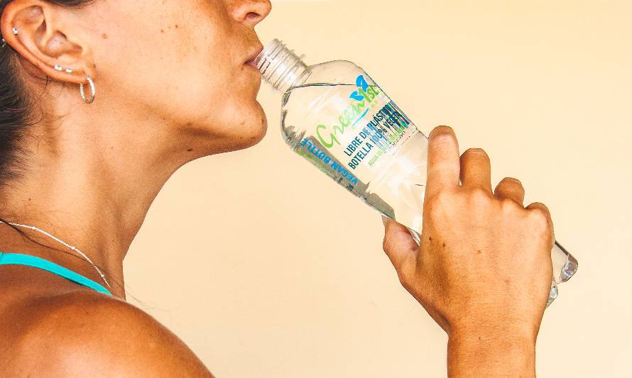 En el mes del agua, Green1st invita a hidratarte de manera consciente
