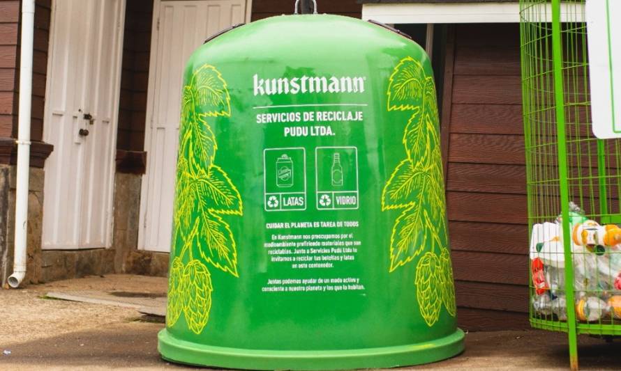 Alianza entre Cervecería Kunstmann y Reciclajes Pudú proyecta recolectar hasta 20 toneladas de vidrio al mes en Valdivia