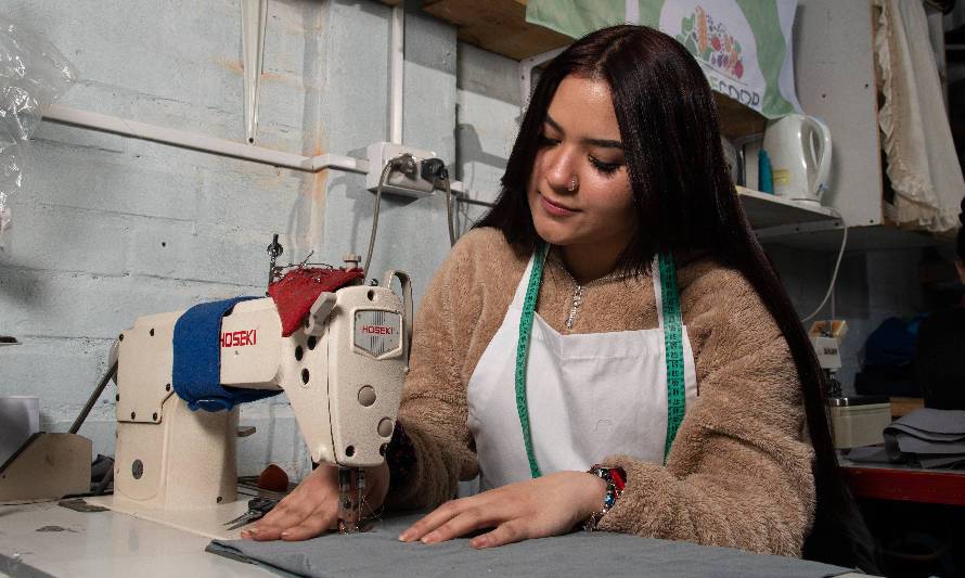 Saesa lanza programa de apoyo a mujeres emprendedoras