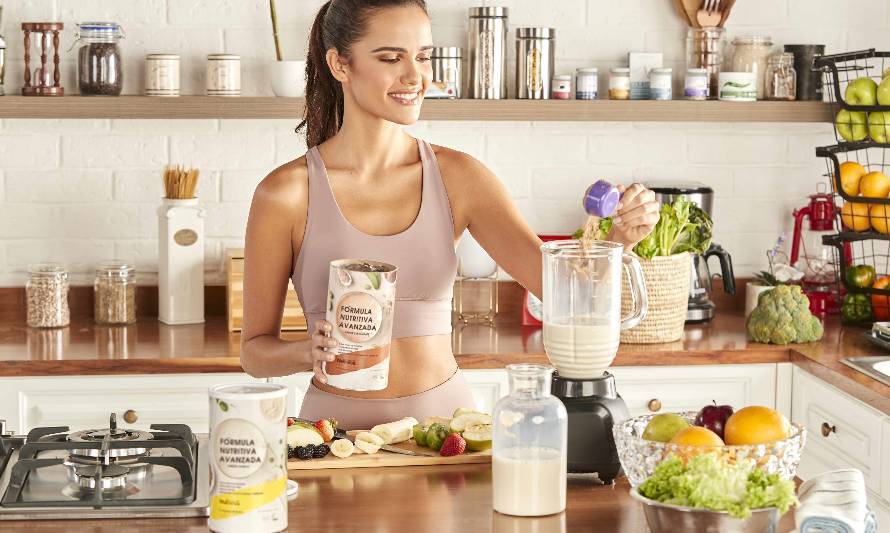 Oriflame lanza Smart Shake, el primer batido 100% vegano