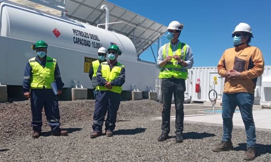 Inauguran proyecto de electrificación en isla Taucolón, que brindará luz las 24 hrs del día