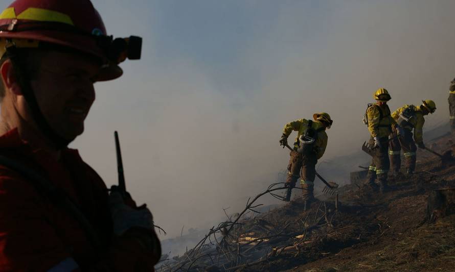 Corma llama a gobierno a implementar medidas de seguridad para que brigadistas puedan combatir incendios 