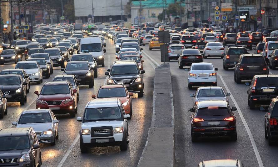 Se establece nuevo estándar de eficiencia energética para vehículos motorizados livianos