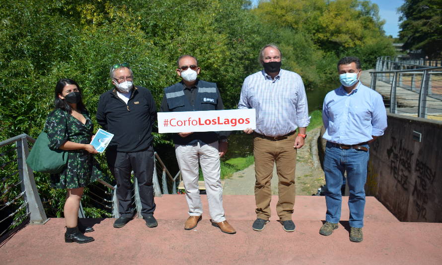 Nauco River Clean Up: Barrera de burbujas anti contaminación en el Río Damas