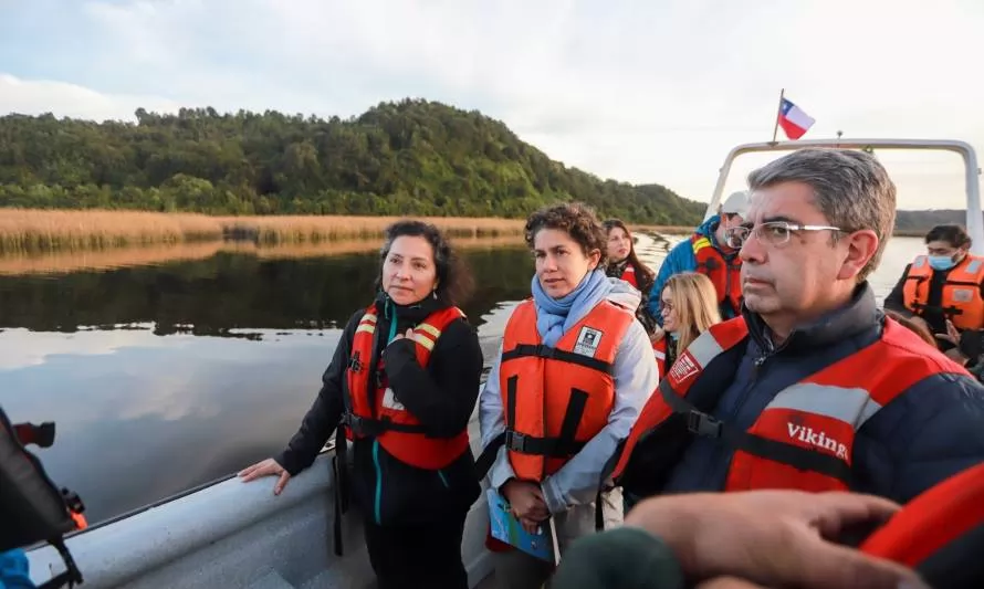 Ministra Maisa Rojas visitó el nuevo Santuario de la Naturaleza Humedales de Río Maullín