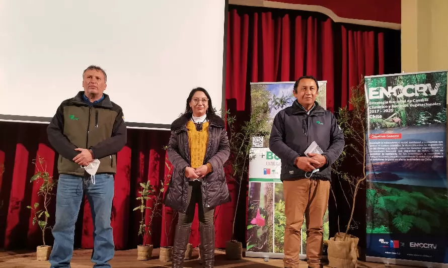 Realizan seminario en Osorno sobre el rol de los bosques para mitigar el cambio climático