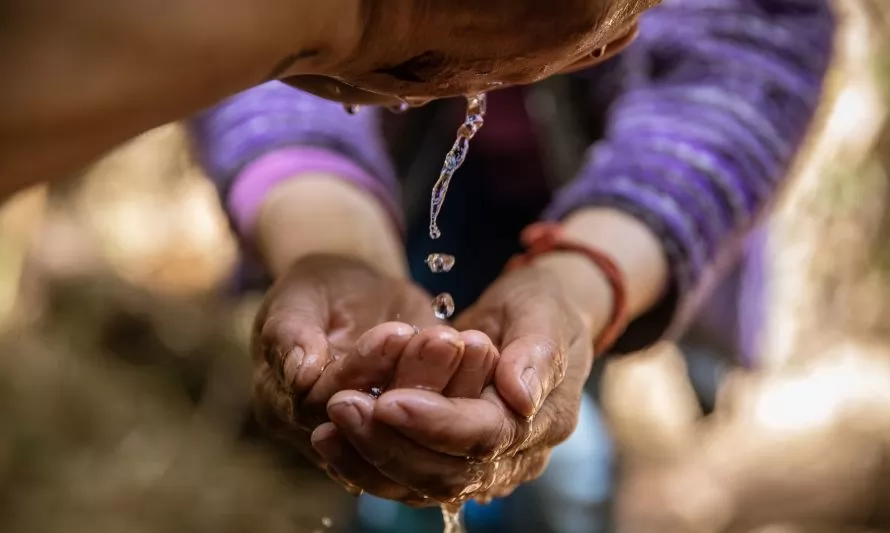 Iniciativa comunitaria abastecerá a más de mil vecinos con agua potable en Chiloé