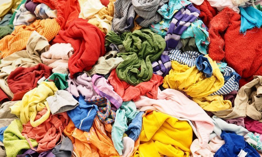 Crean comité para elaborar Estrategia de Economía Circular para Textiles 