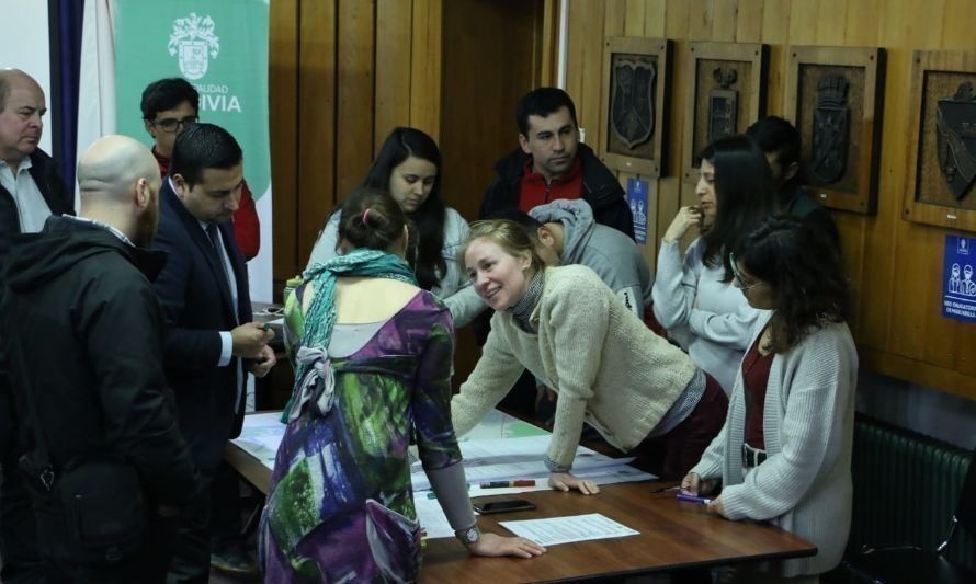 Talleres realizados en el marco del Plan de Manejo para Santuario de la Naturaleza Angachilla. Crédito: Corporación Humedales de Angachilla.