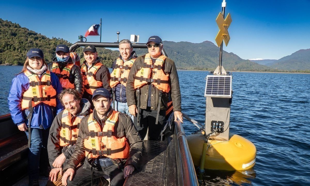 Lanzan innovador monitoreo ambiental en lago Riesco de la Región de Aysén
