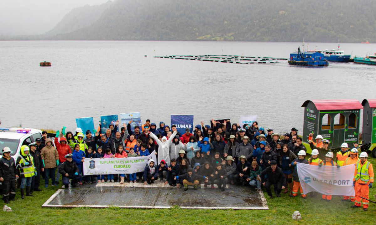 Retiran más de 3 toneladas de residuos en limpieza de playas en Región de Aysén 