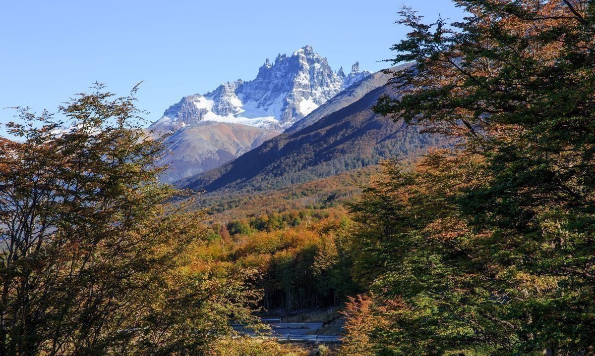 Cerro Castillo es destacado por su gestión sostenible en cumbre mundial de Green Destinations