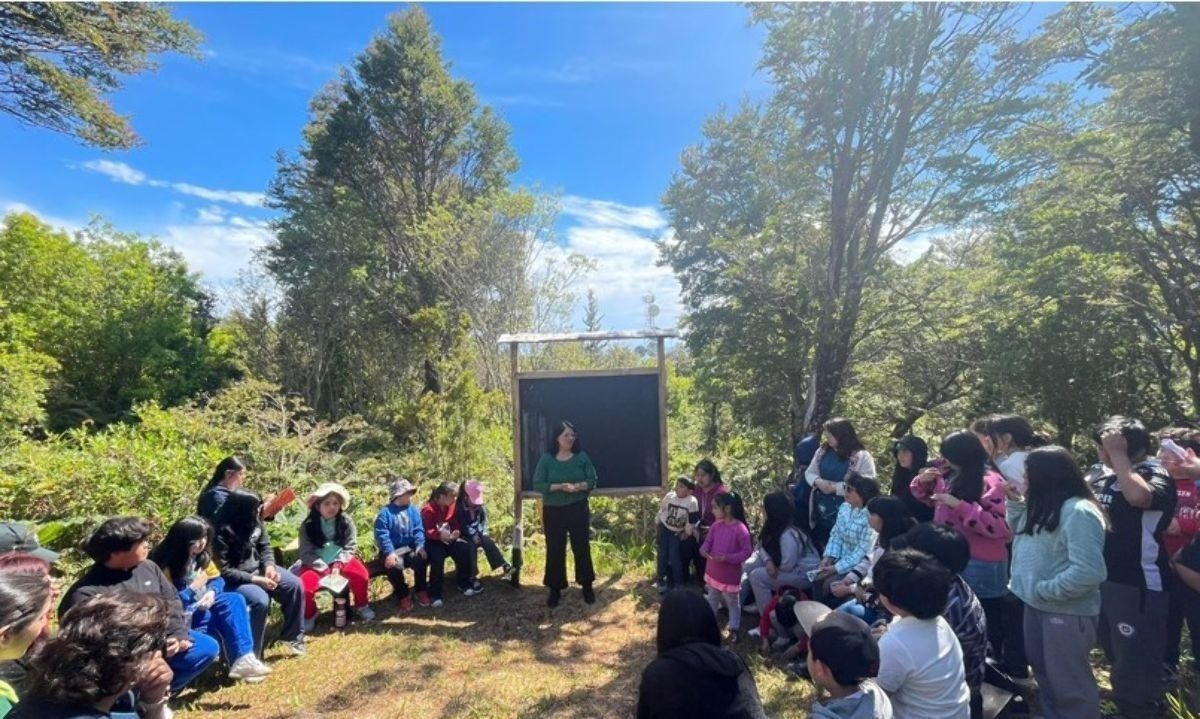 Inauguran sendero educativo tras proyecto ambiental en Aysén