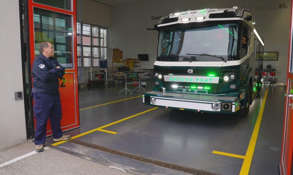 Bomberos de Chile espera el primer carro bomba eléctrico de Latinoamérica
