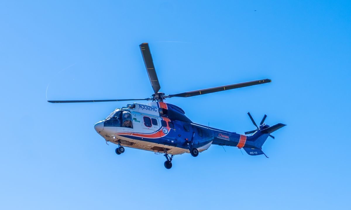 Chile envía helicópteros para combatir incendios forestales de Argentina que amenazan tierra chilena