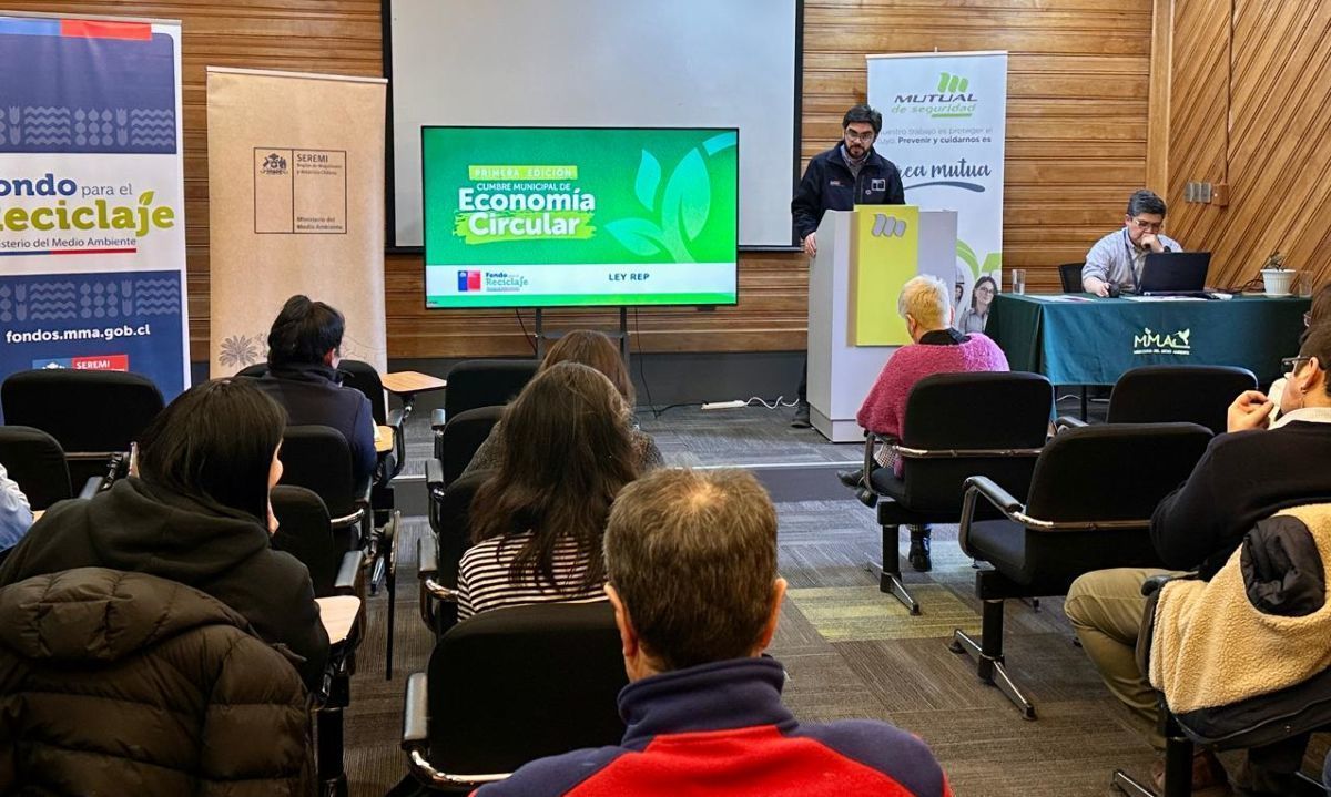 El primer encuentro organizado por el ministerio se realizó junto a este municipio. Crédito: MMA.